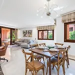 Apartmán Golden Coast Escape