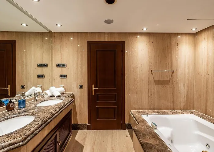 Golden Coast Escape Apartman