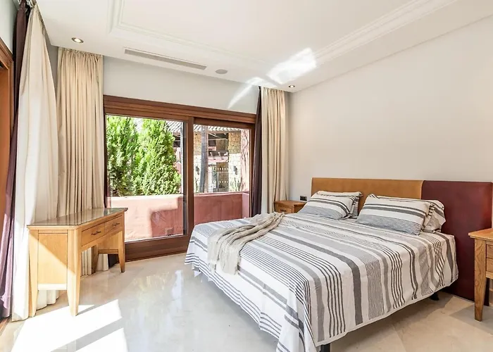 Golden Coast Escape * Estepona